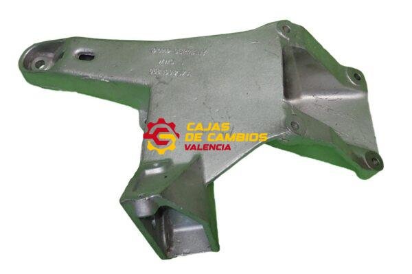 PATA Soporte izquierdo original VW tipo 2 068199207A VW