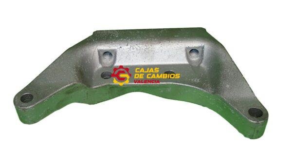 Soporte pata de montaje en caja de VOLVO 6G92-7M125-BB